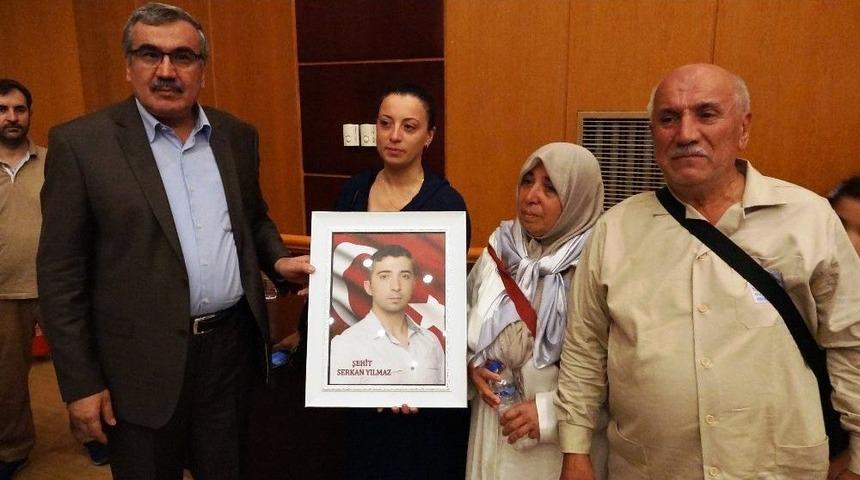 Şehit Babası: "oğlum, Şehidim Bizi Hacca Götürüyor"