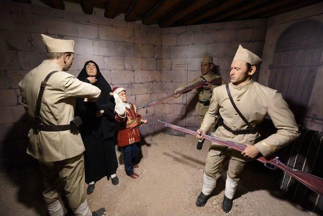 Gaziantep Protokolü Milli Mücadele Müzesini Gezdi