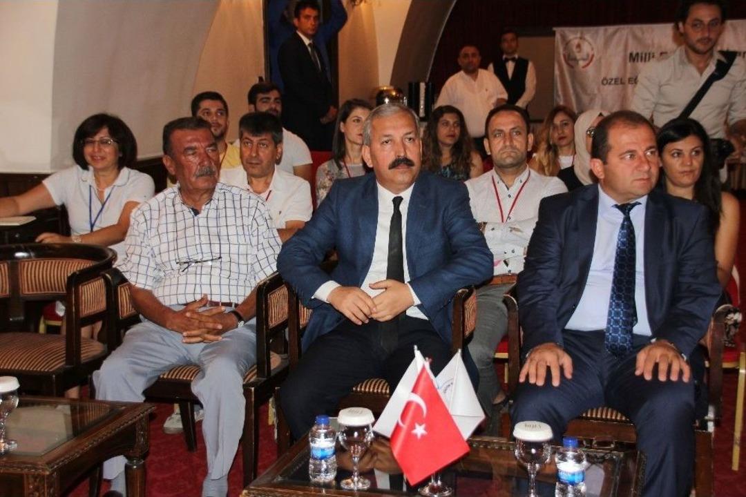 Suriyelilere Rehberlik Ve &Ouml;zel Eğitim Kılavuz Hazırlama &Ccedil;alıştayı