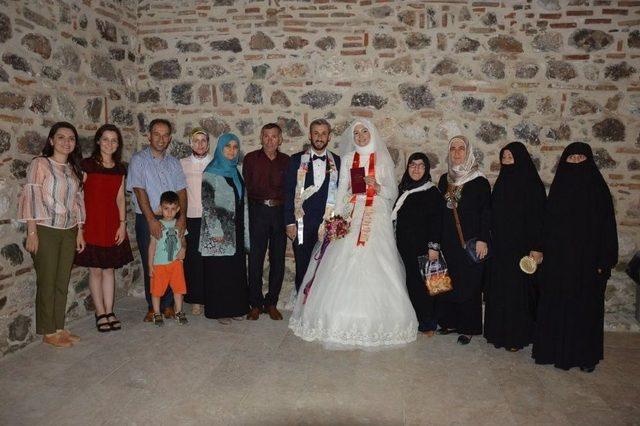 Vali Güvençer Genç Çiftin Nikah Şahidi Oldu