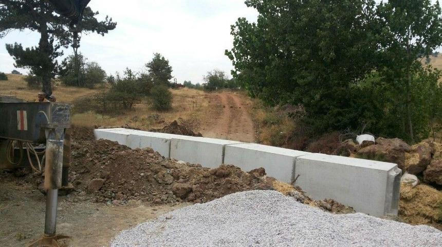 G&ouml;rdes&rsquo;in 4 Mahallesine 27 Adet Menfez