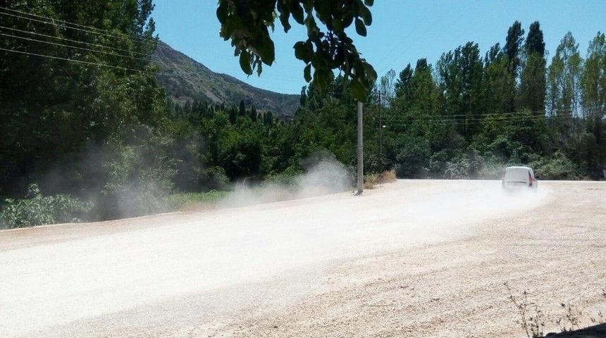 Tamamlanmayan Yol Vatandaşları &Ccedil;ileden &Ccedil;ıkardı