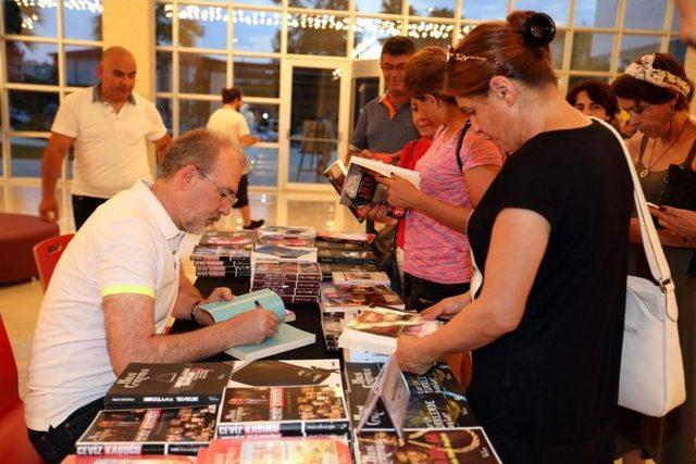 Manavgat Kitap Günleri’ne Yoğun İlgi