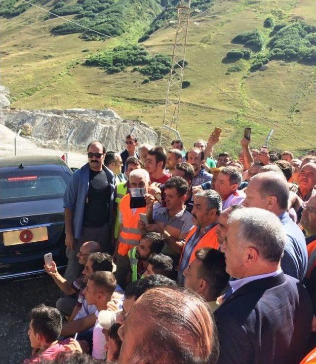 Cumhurbaşkanı Erdoğan Ovit Tüneli’nde İncelemelerde Bulundu