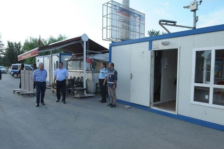 Vali Çakacak, Mahmudiye Ve Çifteler’i Ziyaret Etti G4