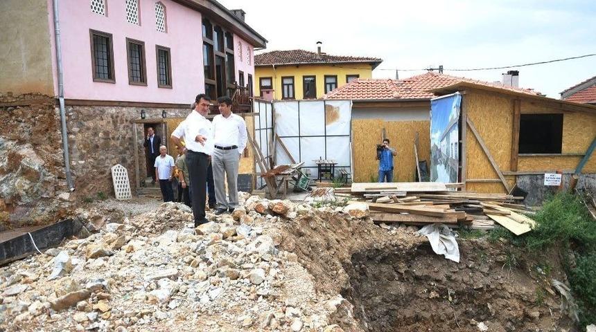 Tarihi Mirasa Osmangazi Eli