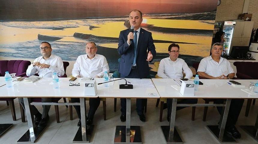 Başkan H&uuml;seyin G&uuml;rlesin Vatandaşı Dinledi