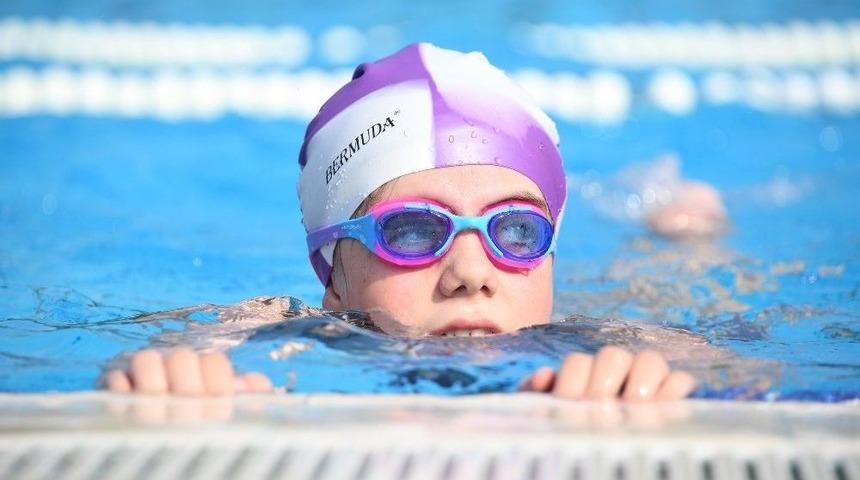 Mersin&rsquo;de Y&uuml;zme Kursları Devam Ediyor