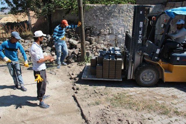 Develi Köylerinde Yol Çalışmaları Sürüyor