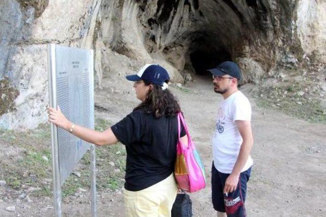 Girmeler Mağarası'nın Girişine Kilit Vurulmasına Tepki