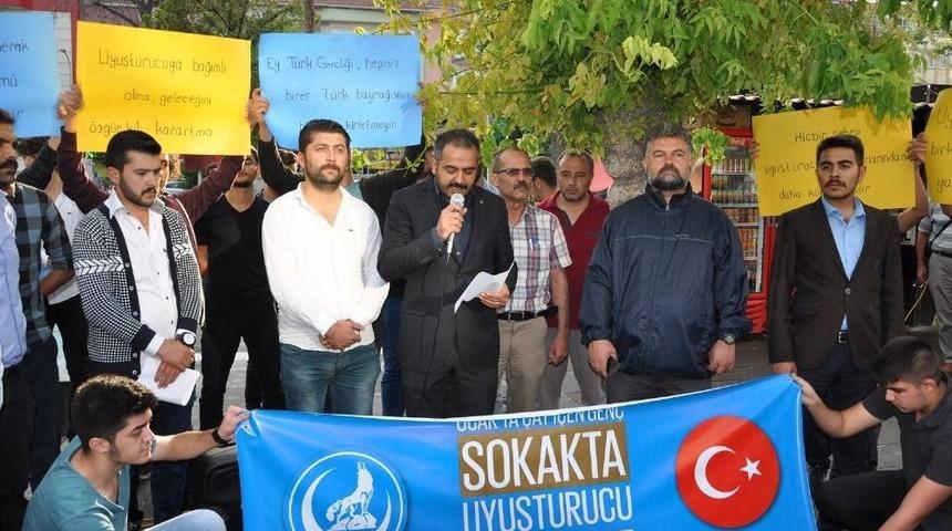 Uşak &Uuml;lk&uuml; Ocaklarından &rsquo;damarlarındaki Asil Kanı Kirletme&rsquo; Projesine Destek