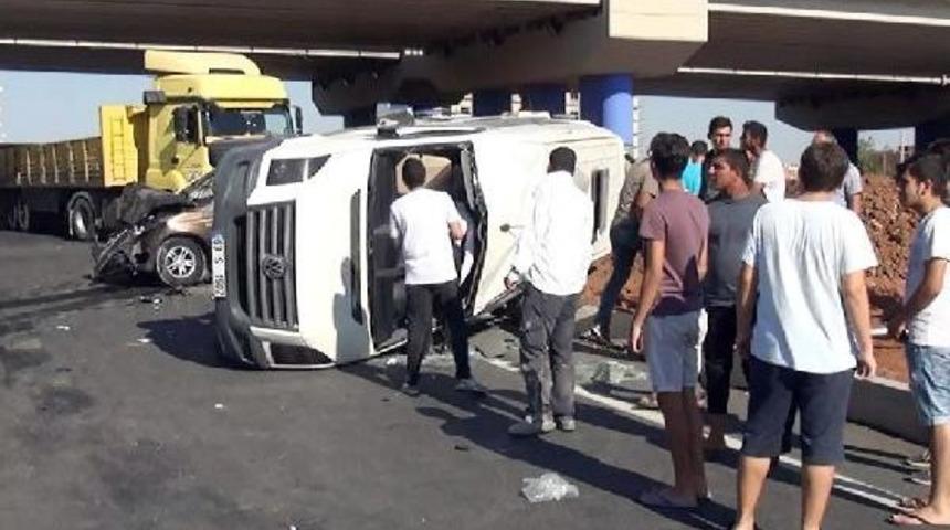 Şanlıurfa&rsquo;Da Kaza: 10 Yaralı