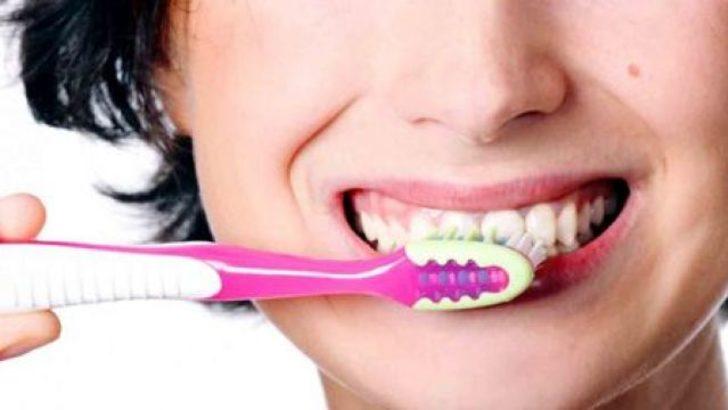 Türkiye’nin yüzde 86’sı diş fırçalamıyor