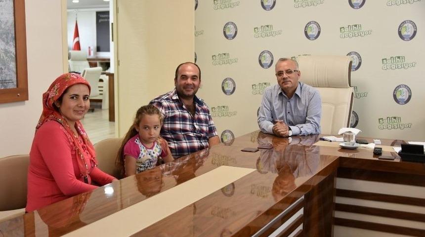 Başkan Kayda, Halk G&uuml;n&uuml;nde Vatandaşları Dinliyor