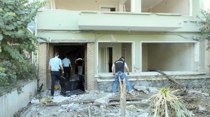 Bakırk&ouml;y&rsquo;de Helikopter Destekli Narkotik Uygulaması