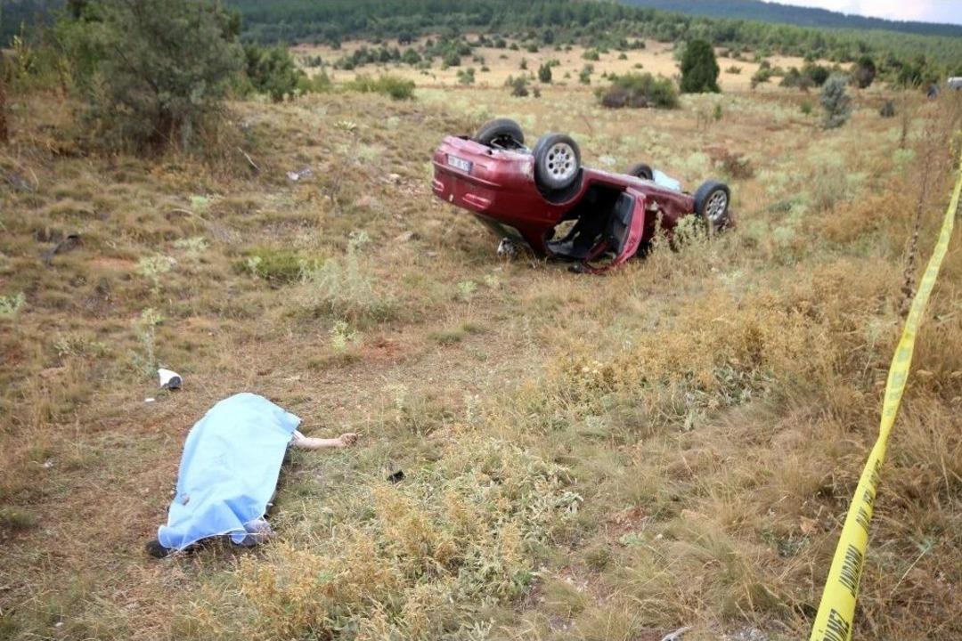 Hastane Yolunda Kaza: 3 Kardeş Hayatını Kaybetti, 1 Kişi Yaralandı