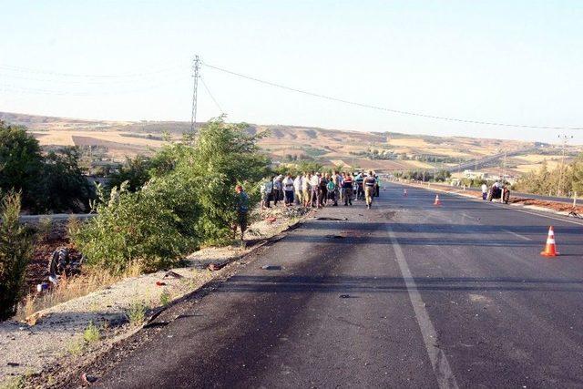 Üzüm Bağına Yuvarlanan Traktör Çocuklara Çarptı: 2 Ölü, 1 Yaralı