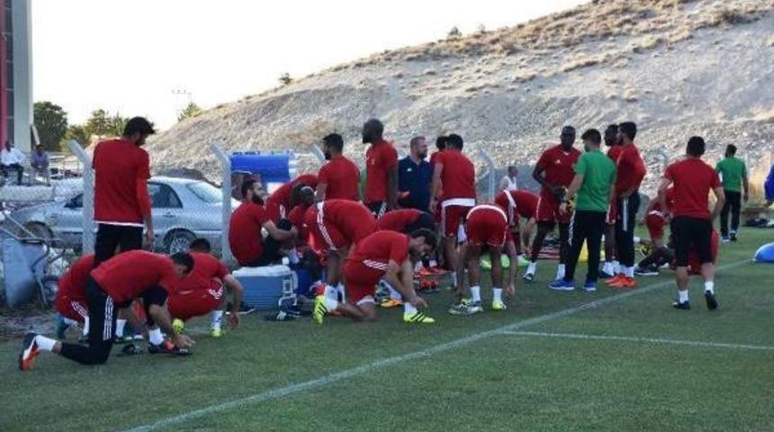 Evkur Yeni Malatyaspor&rsquo;Da Teknik Direkt&ouml;r Sağlam Transfer Istedi&nbsp;