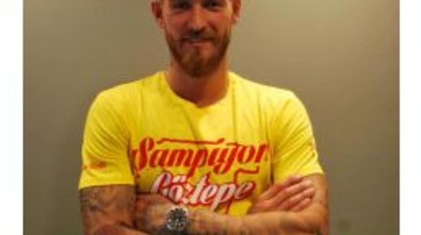 G&ouml;ztepe &Ouml;mer&rsquo;Le Imzaladı