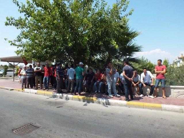 Antalya’da Otel Çalışanlarının Maaş Eylemi