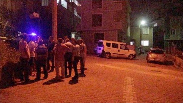 Silahını Almak Istediği Polisin Babasının Ölümüne Neden Oldu