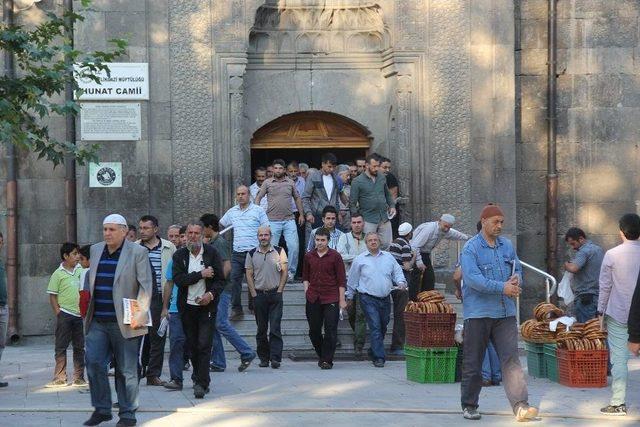 Müftü Güven: “dua, Kulluğumuzun Özüdür”