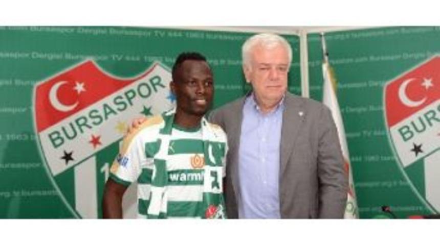 Bursaspor Kadroyu Gen&ccedil;leştirdi