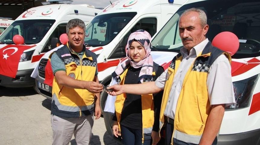 Sağlık Bakanlığından Van&rsquo;a 5 Ambulans