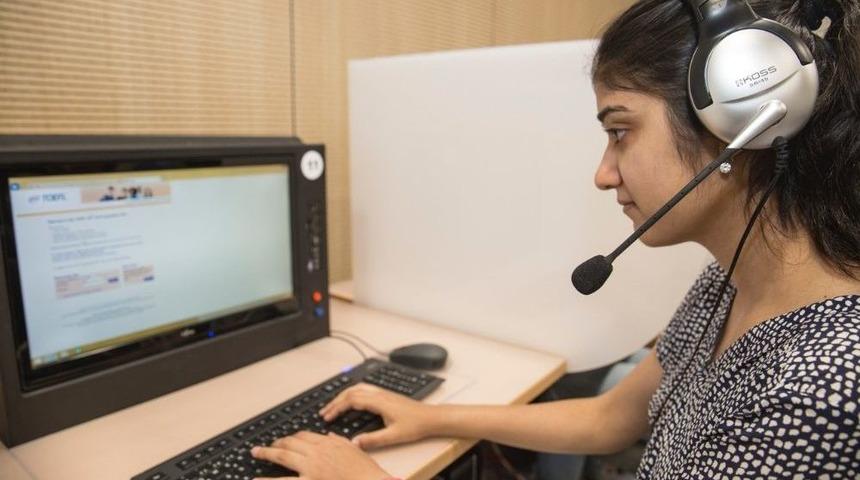 Ag&uuml;, Toefl Merkezi Oldu