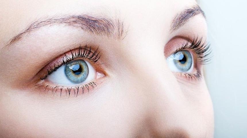 G&ouml;z &Ccedil;evresi Bakımı İle S&uuml;reci Yavaşlatın