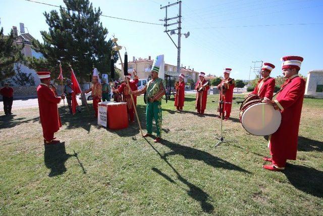 Beyşehir Belediyesi’nden Şehit Aileleri Ve Gazilere ‘mehteran’ Jesti