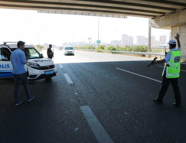 Droneli Trafik Denetiminde 65 Modifiyeli Aracın Sürücüsüne Para Cezası