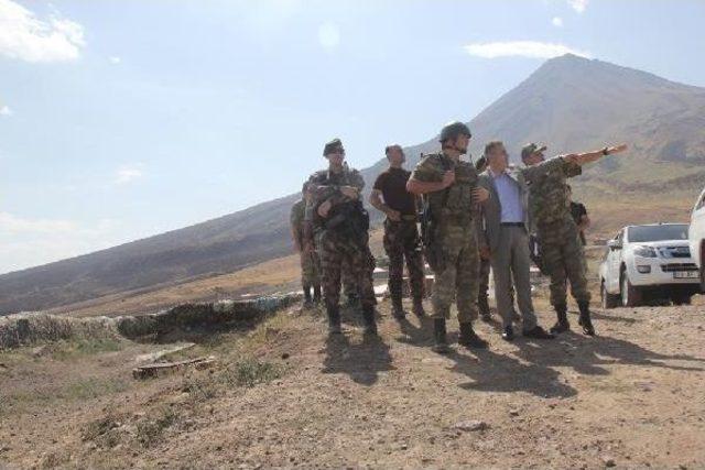 Suriye'den Sonra İran Sınırına 'güvenlik Duvarı'