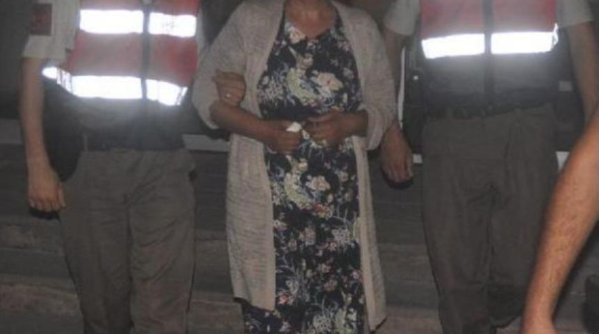 Yunan Adalarına Ka&ccedil;arken &Ouml;len Mehmet Bing&uuml;l'&uuml;n Eşi Ve Bir Suriyeli Tutuklandı