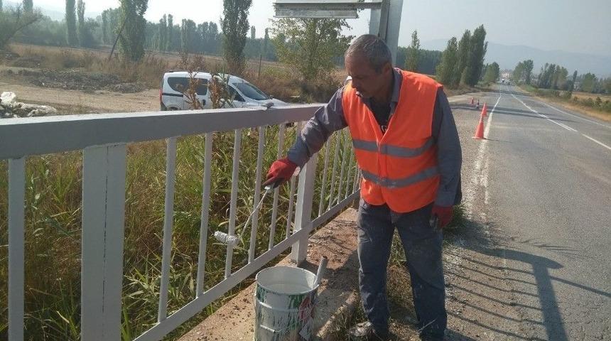 Karayollarındaki Köprülerde Bakım Onarım Çalışması