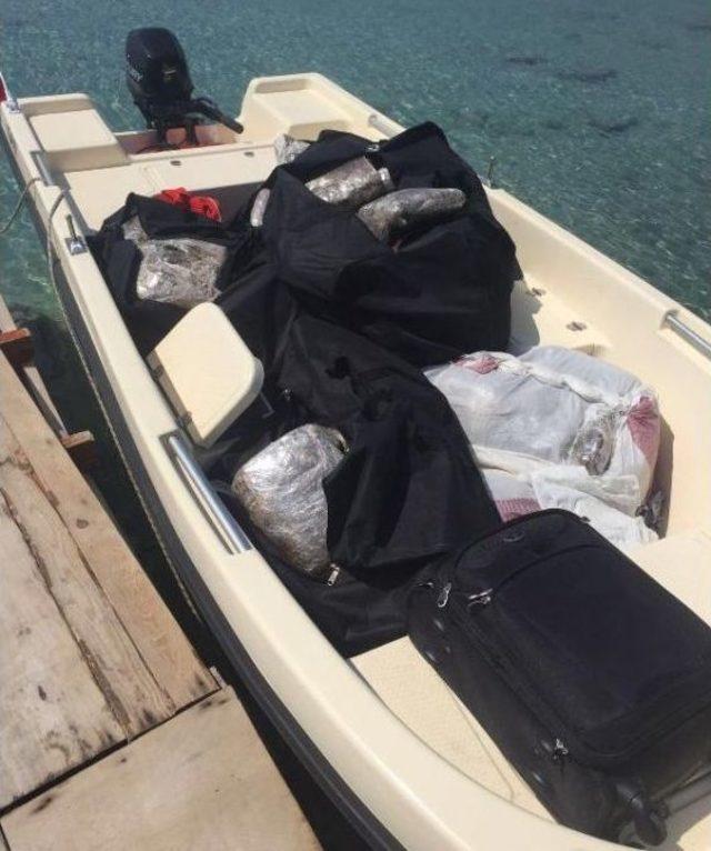 Koyda Demirli Teknede 100 Kilo Esrar Ele Geçirildi