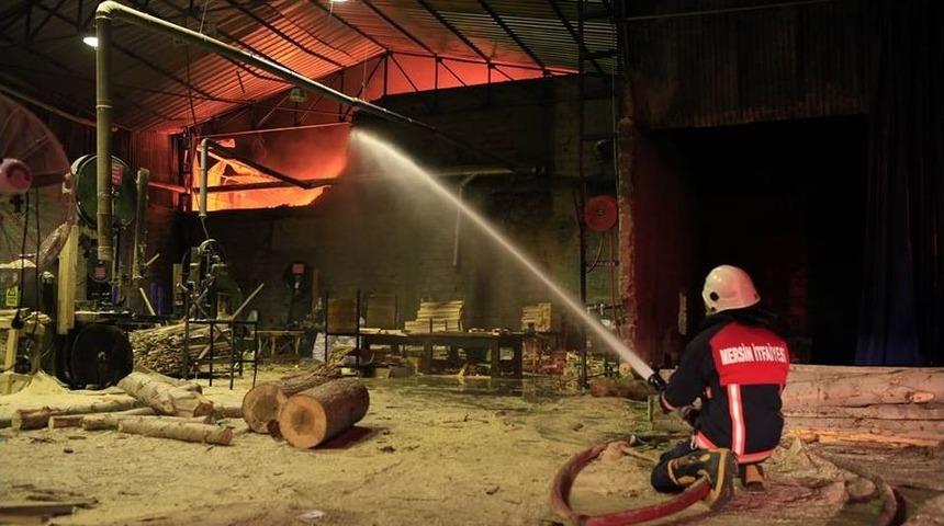 Mersin İtfaiyesi 7 Ayda 5 Bin 14 Olaya M&uuml;dahale Etti