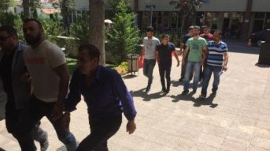 Mobese Kameralarına Silahla Ateş Eden 4 Kişi G&ouml;zaltına Alındı