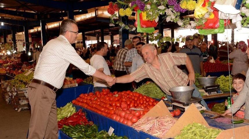 Mobil Başkan Pazar Yerinde
