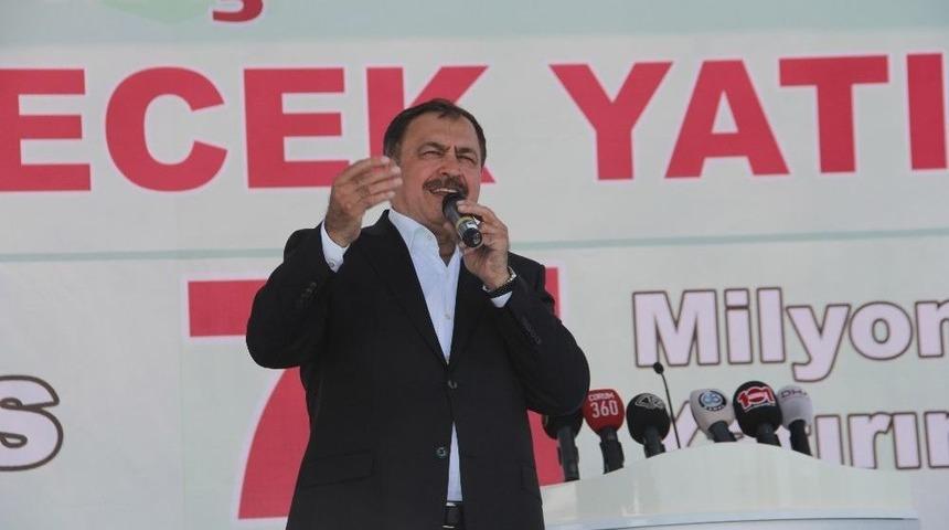 Bayramda Bir G&uuml;n Tatil Yapacağını A&ccedil;ıklayan Bakan Eroğlu&rsquo;ndan M&uuml;teahhitlere Uyarı