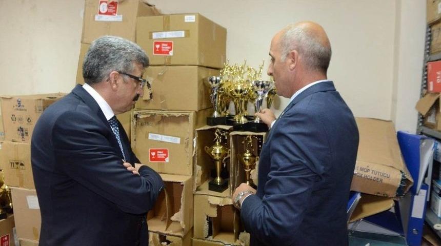 Vali Bilmez, Gen&ccedil;lik Hizmetleri Ve Spor İl M&uuml;d&uuml;rl&uuml;ğ&uuml;&rsquo;n&uuml; Ziyaret Etti