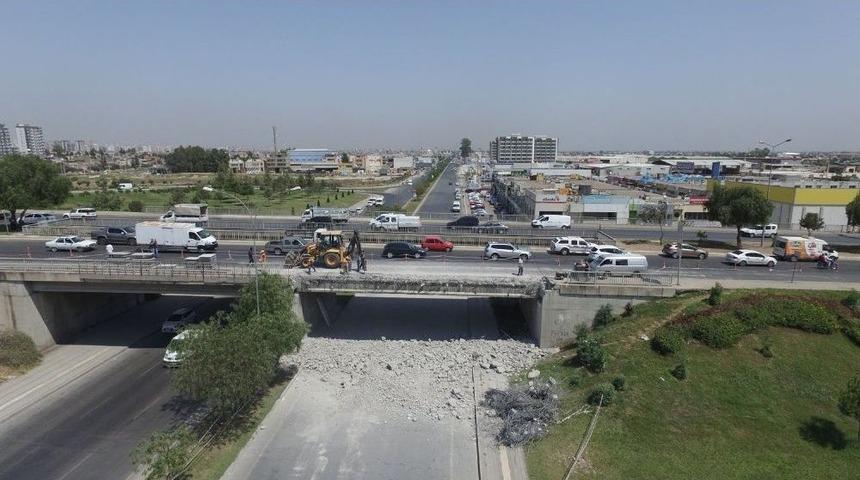 D-400&rsquo;de K&ouml;pr&uuml; Yenileme &Ccedil;alışması