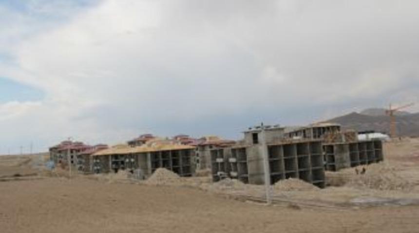 İncesu Belediye Başkanı Zekeriya Karayol 4. Etap Toki Kura &Ccedil;ekilişinin M&uuml;jdesini Verdi