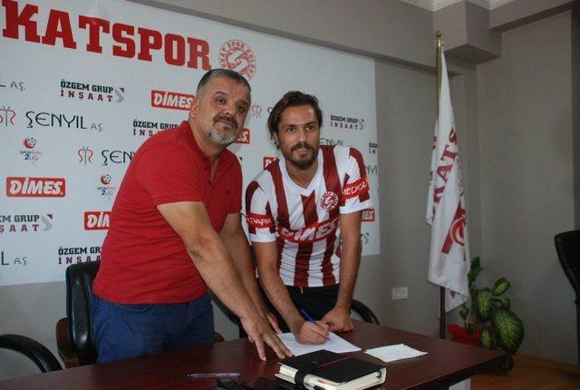 Tokatspor 4 Futbolcu İle Sözleşme İmzaladı