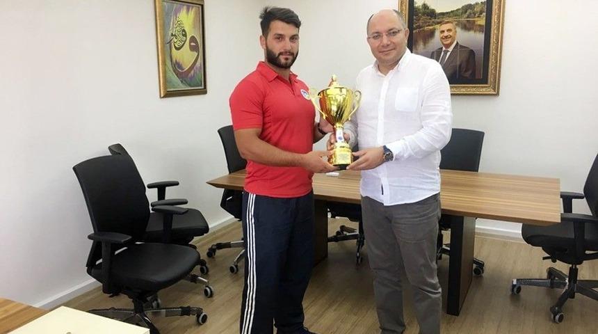 Sakarya B&uuml;y&uuml;kşehir Kano Takımından T&uuml;rkiye Şampiyonluğu