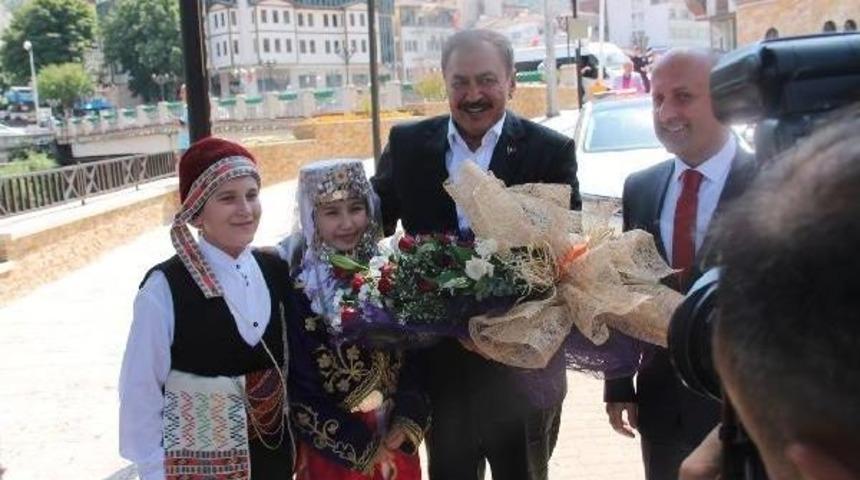 Bakan Eroğlu: T&uuml;rkiye Şifalı Bitkiler A&ccedil;ısından Zengin Bir &Uuml;lke (3)