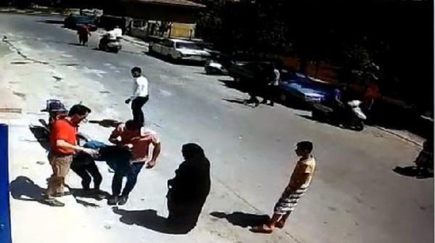 Zorla Evlendirilmek Istenen Suriyeli Kızı Ağabeyi Aşağıya Atmış