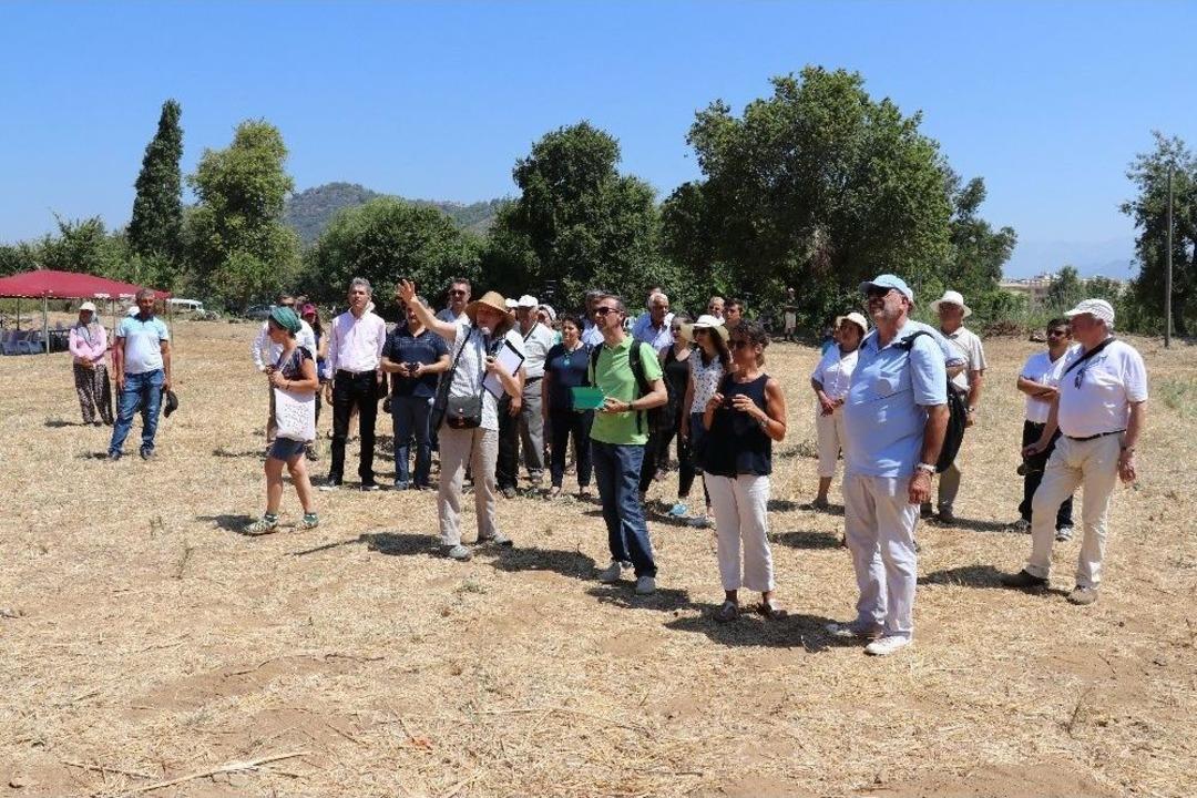Roma İmparatoru Marcus Ulpius Traianus Kolokyumu