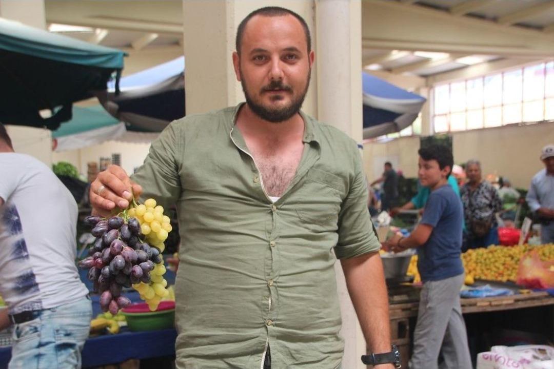 Kilosu 5 Tl&rsquo;den Satışa &Ccedil;ıkan &Ccedil;ekirdeksiz &Uuml;z&uuml;me İlgi Yoğun