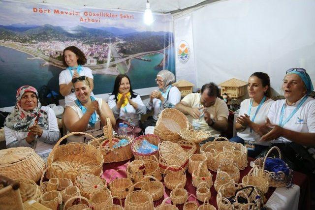 ‘artvin Kültür Sanat Ve Yöresel Ürünler Tanıtım Fuarı’nın Törenle Açıldı